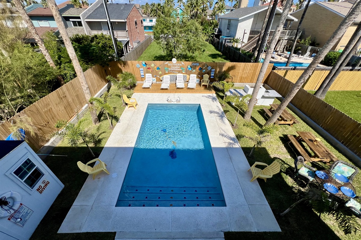 Private Yard with pool