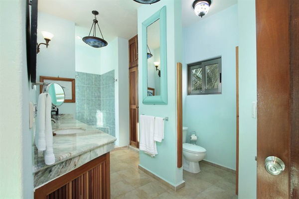 Upper Bedroom Ensuite