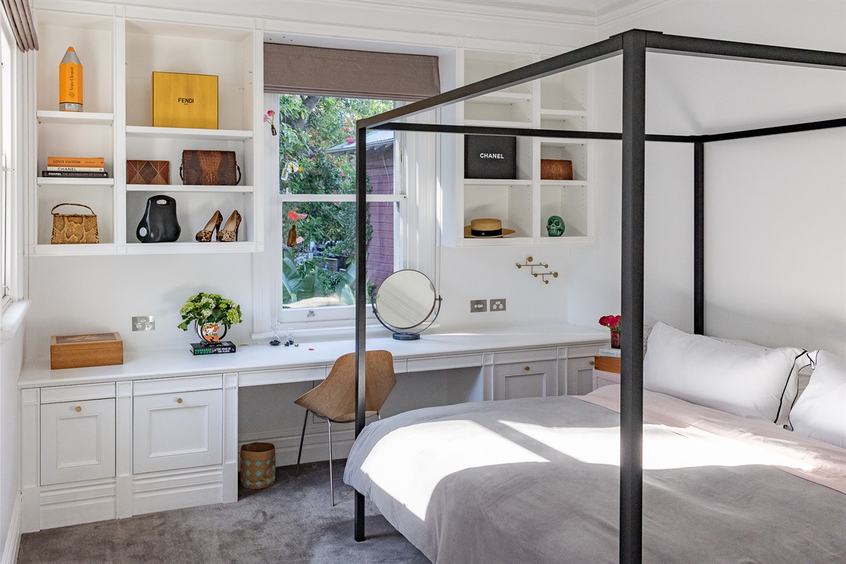 King bedroom 2