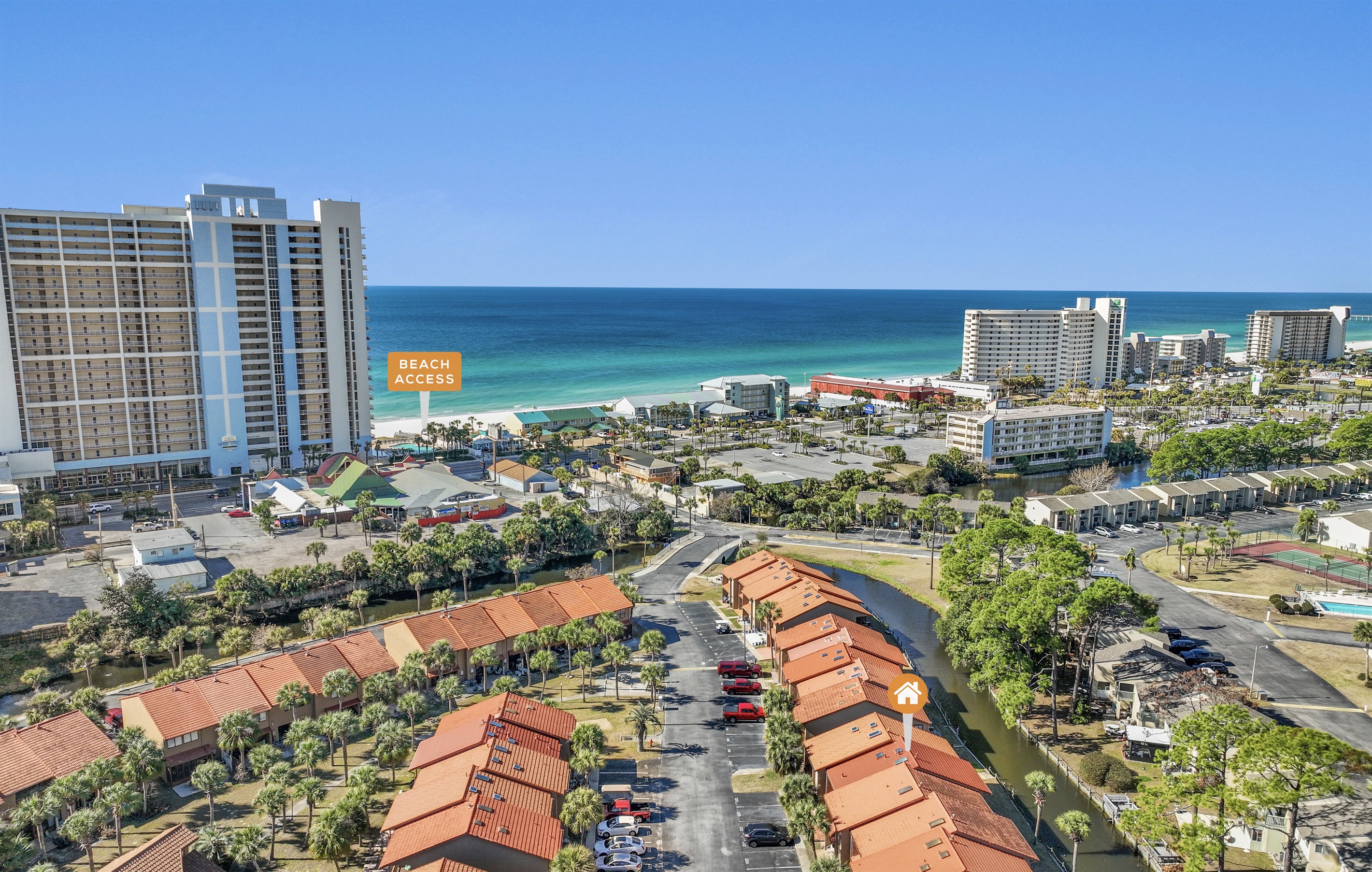 Short 3 minute walk to the beach