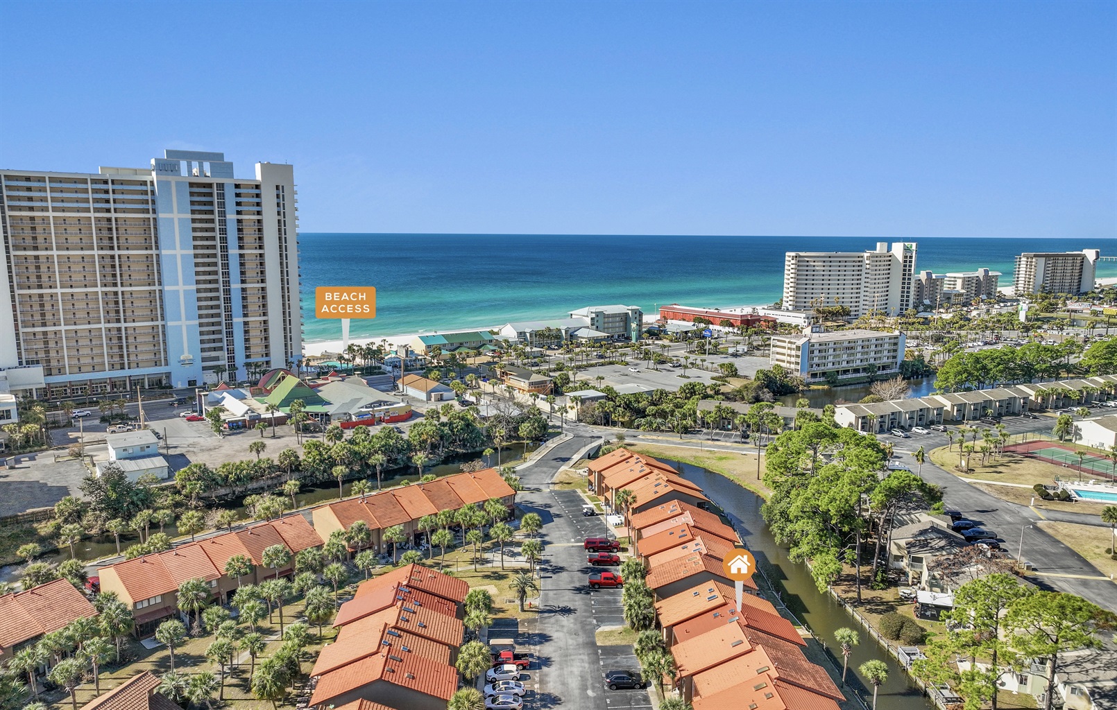 Short 3 minute walk to the beach