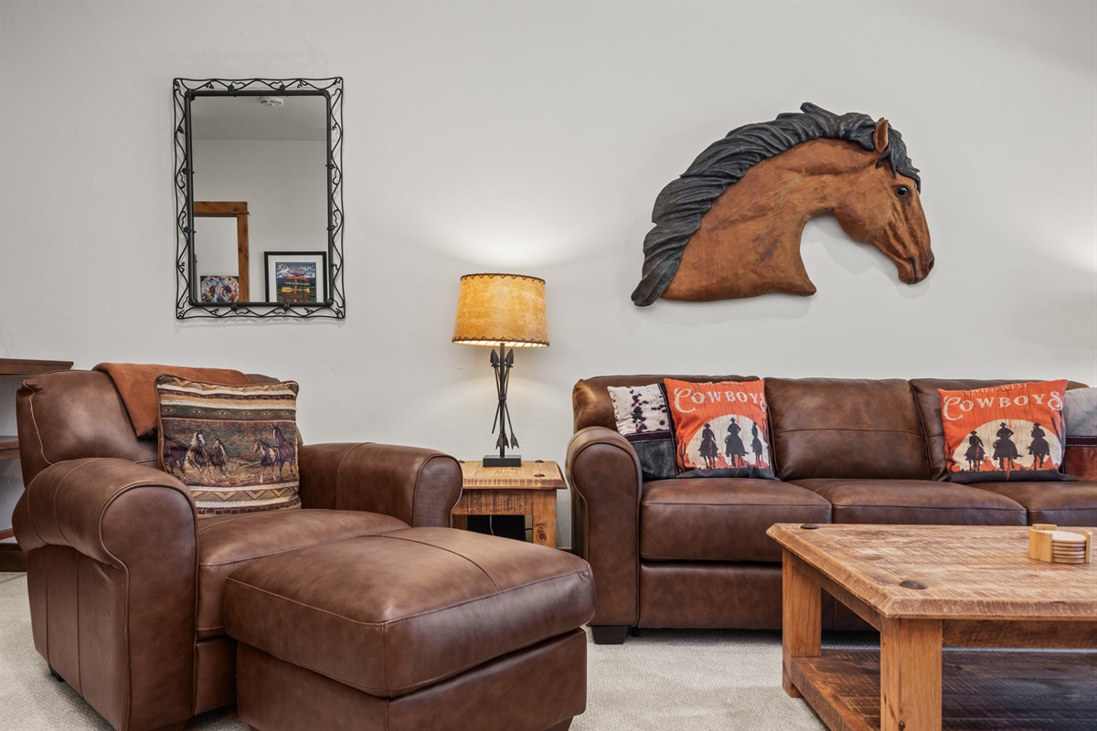 2nd Level - Living Area with SmartTV