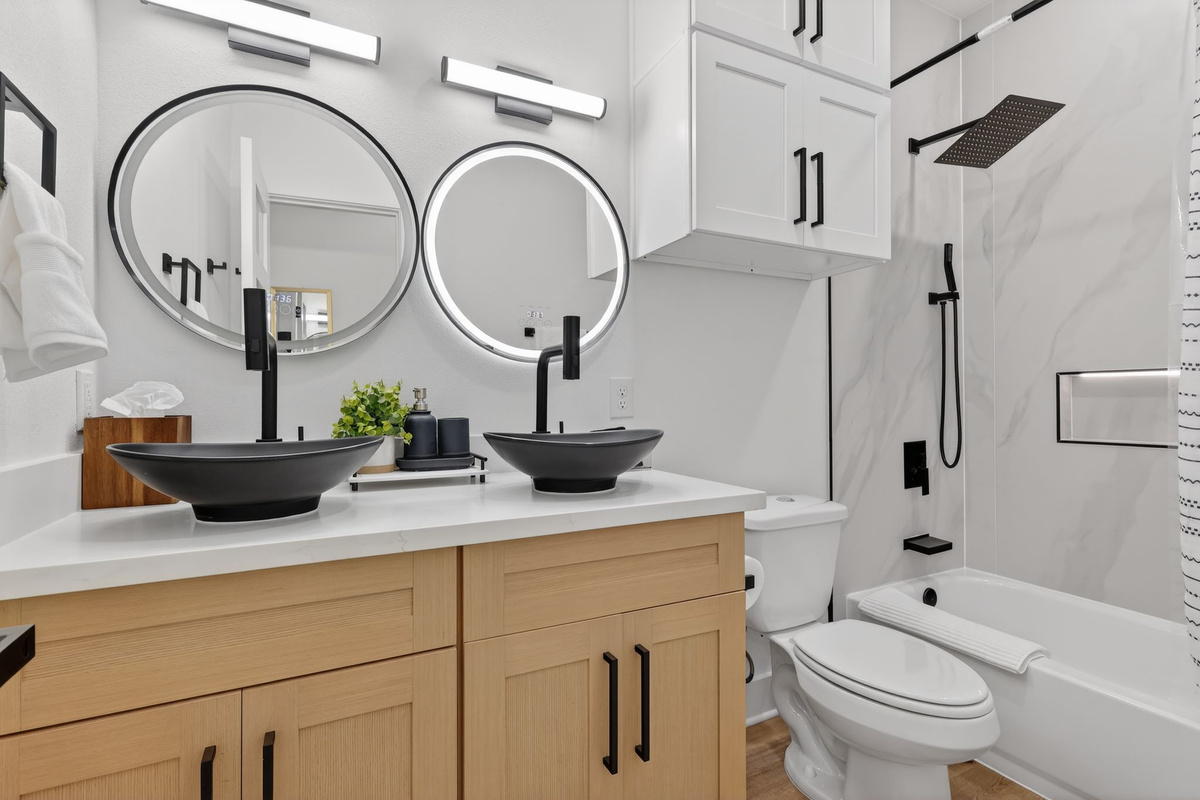 Ensuite