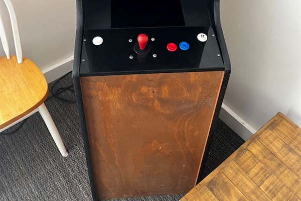 Enjoy the feel of the retro arcade while having access to a bunch of games!