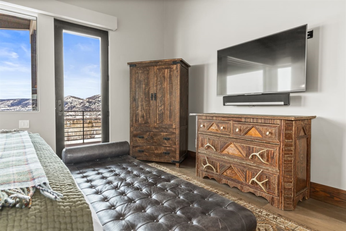 King Ensuite Bedroom 1 | Armoire with Smart TV