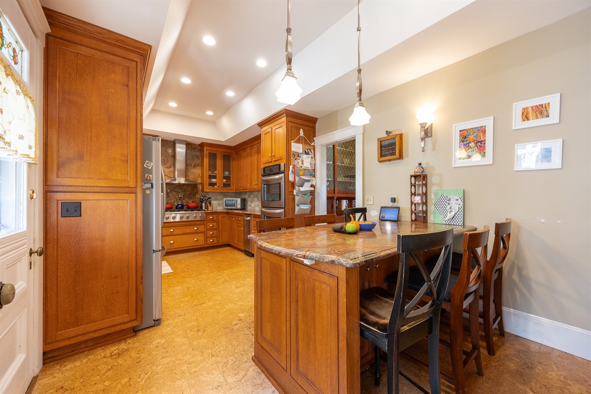 Cook, bake, and enjoy — everything you need is right here.