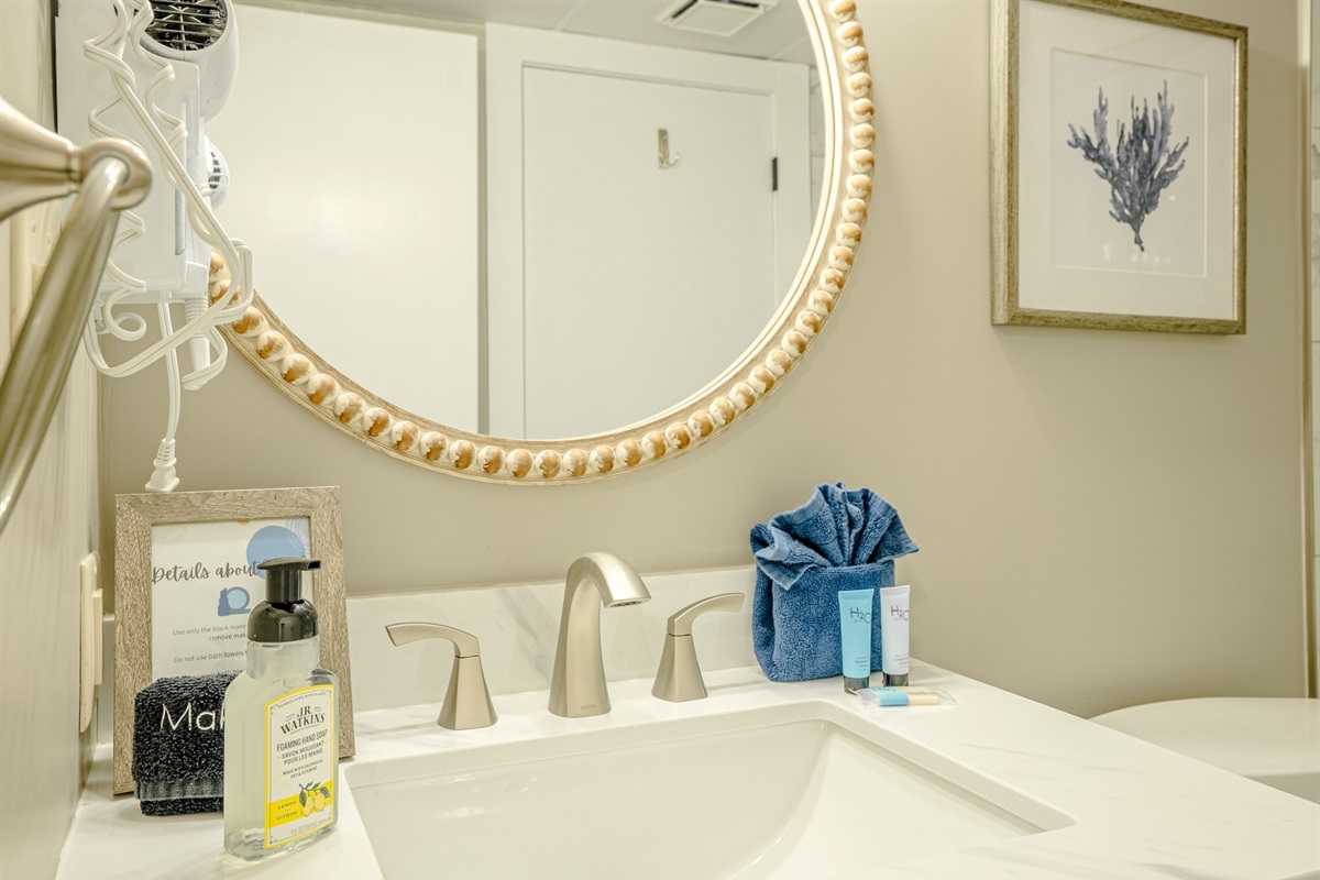 Remodeled second bathroom with tub/shower combo