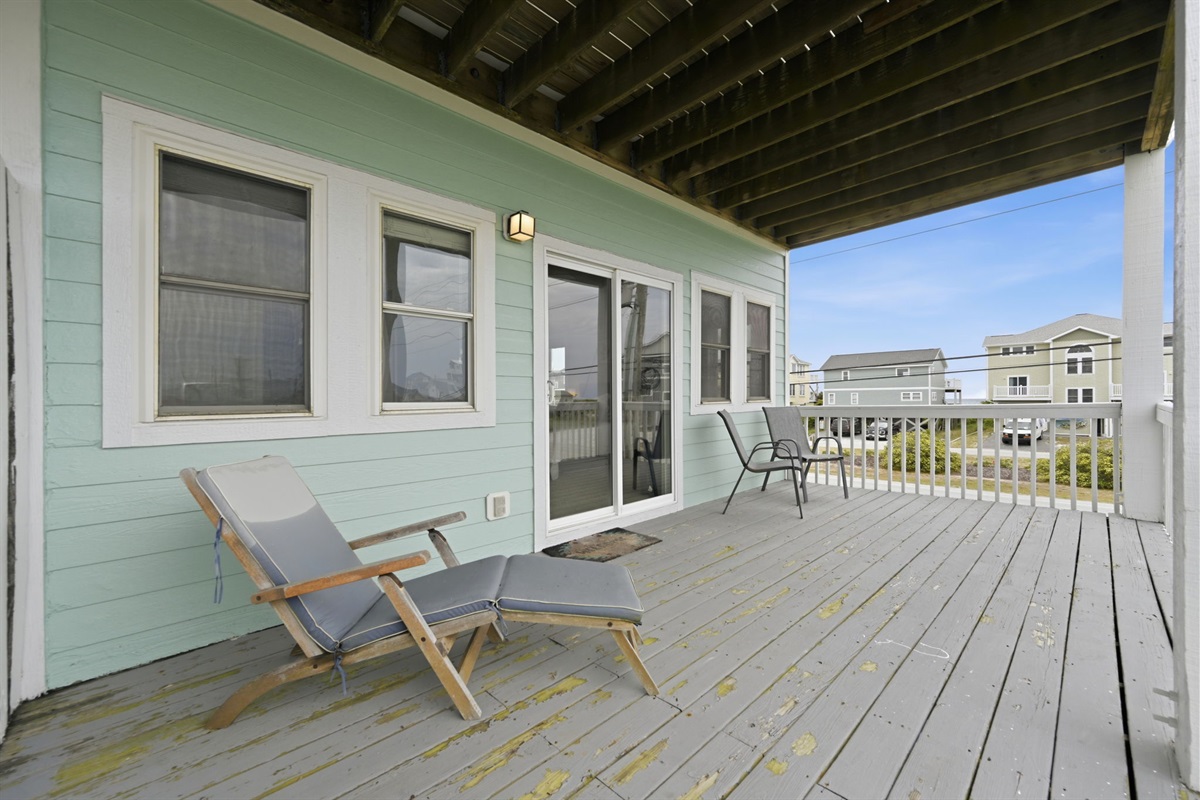 Covered balconies, made for morning coffee and slow afternoons
