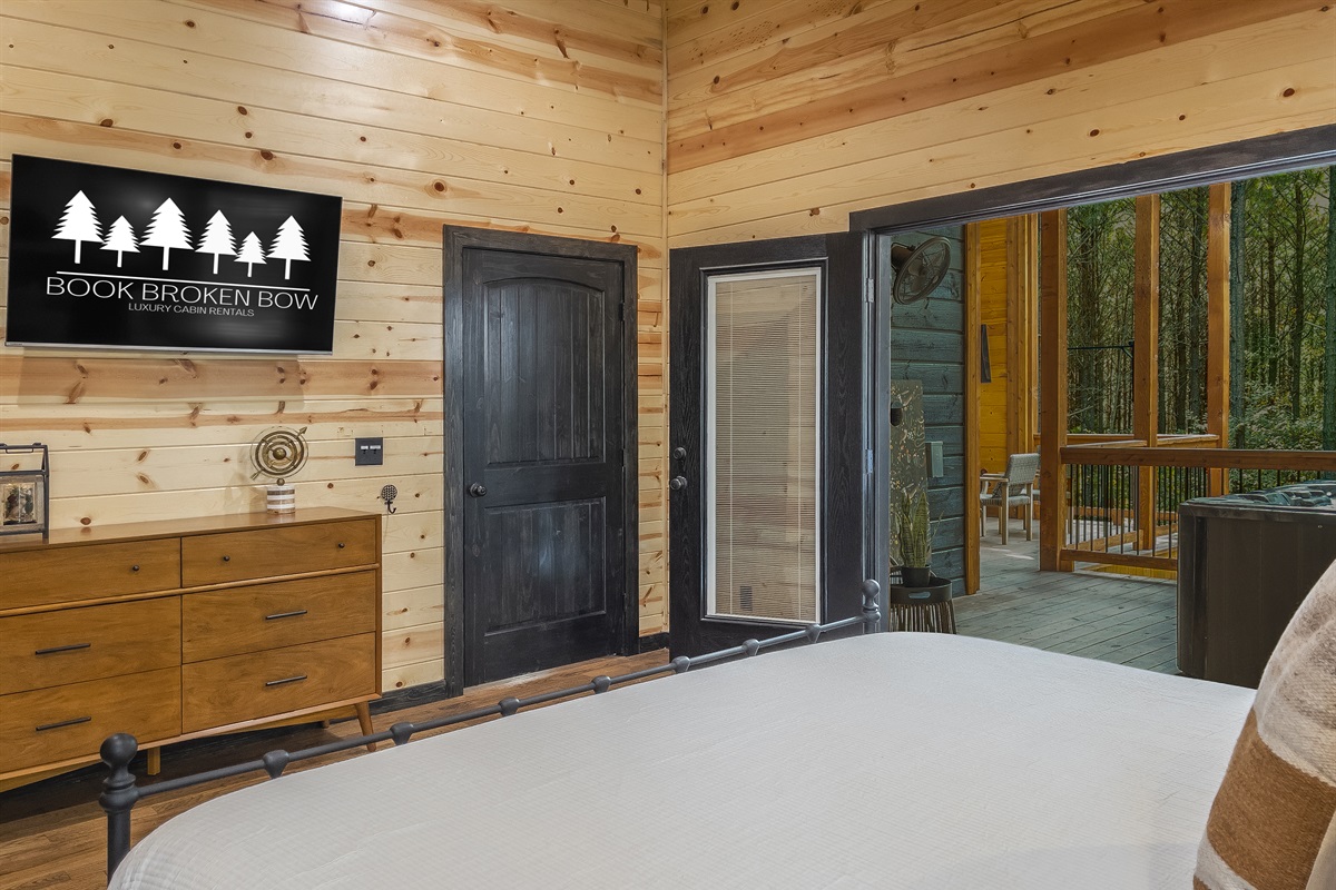 French doors take you right outside to the private hot tub area.