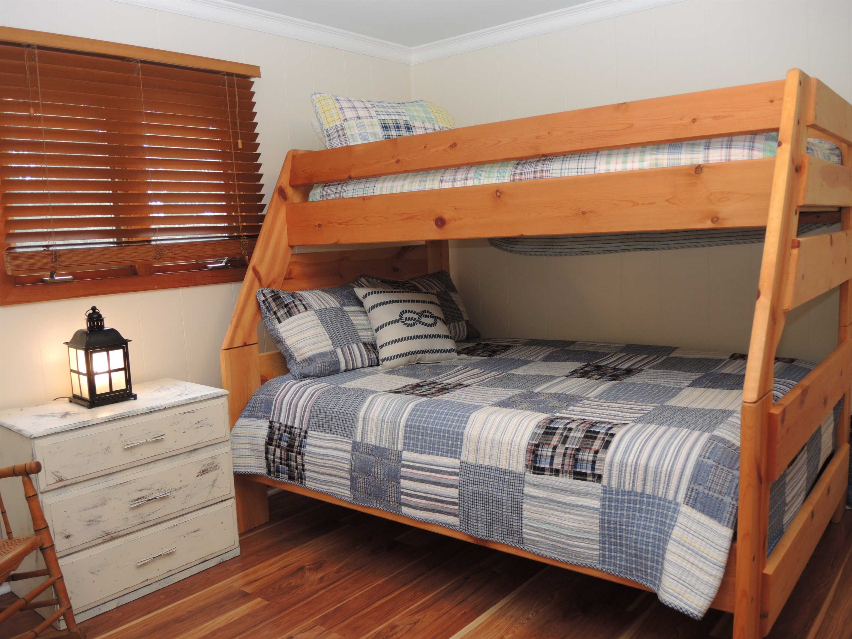 Bunk bed room