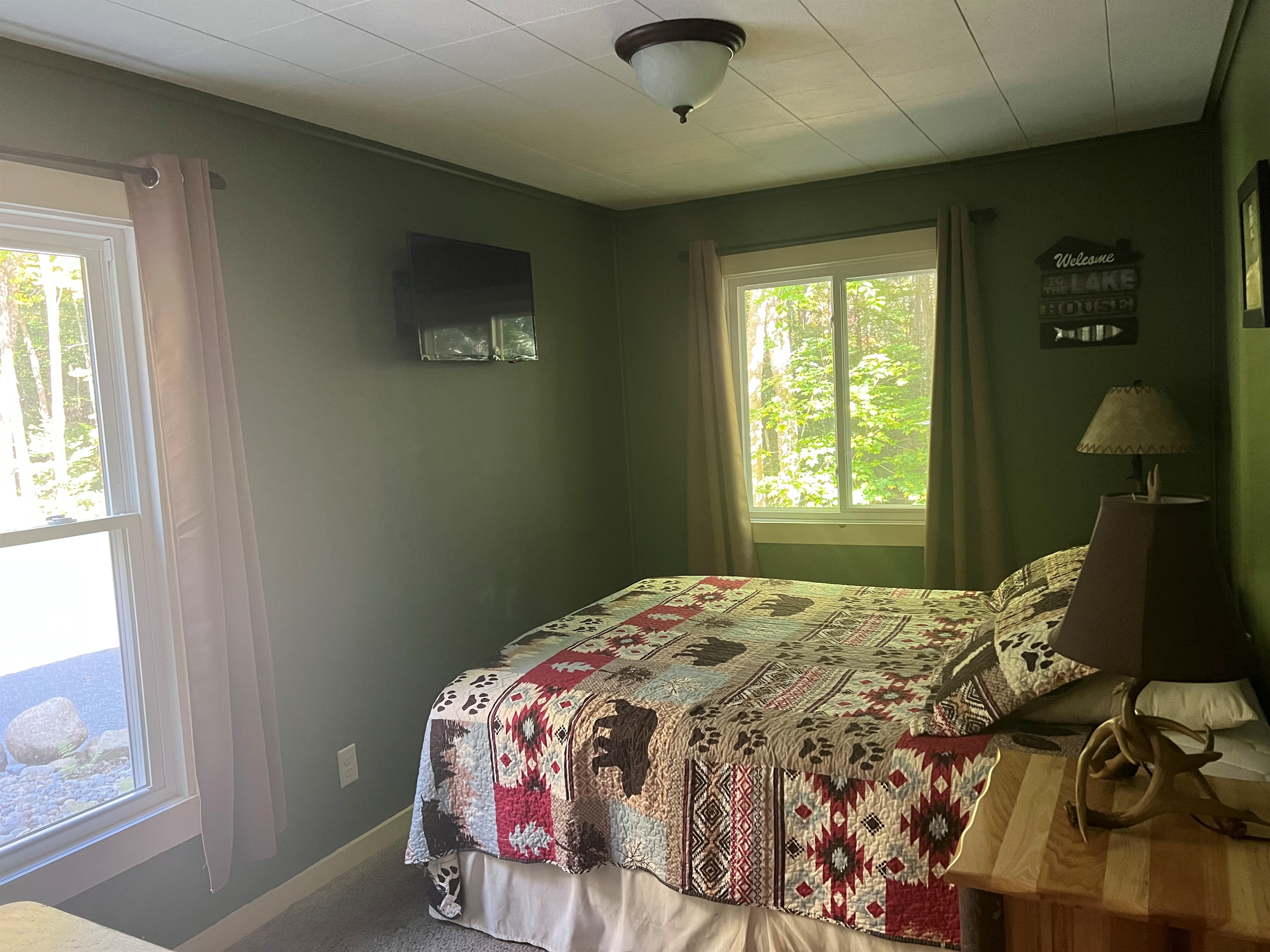 First floor Bed Queen
