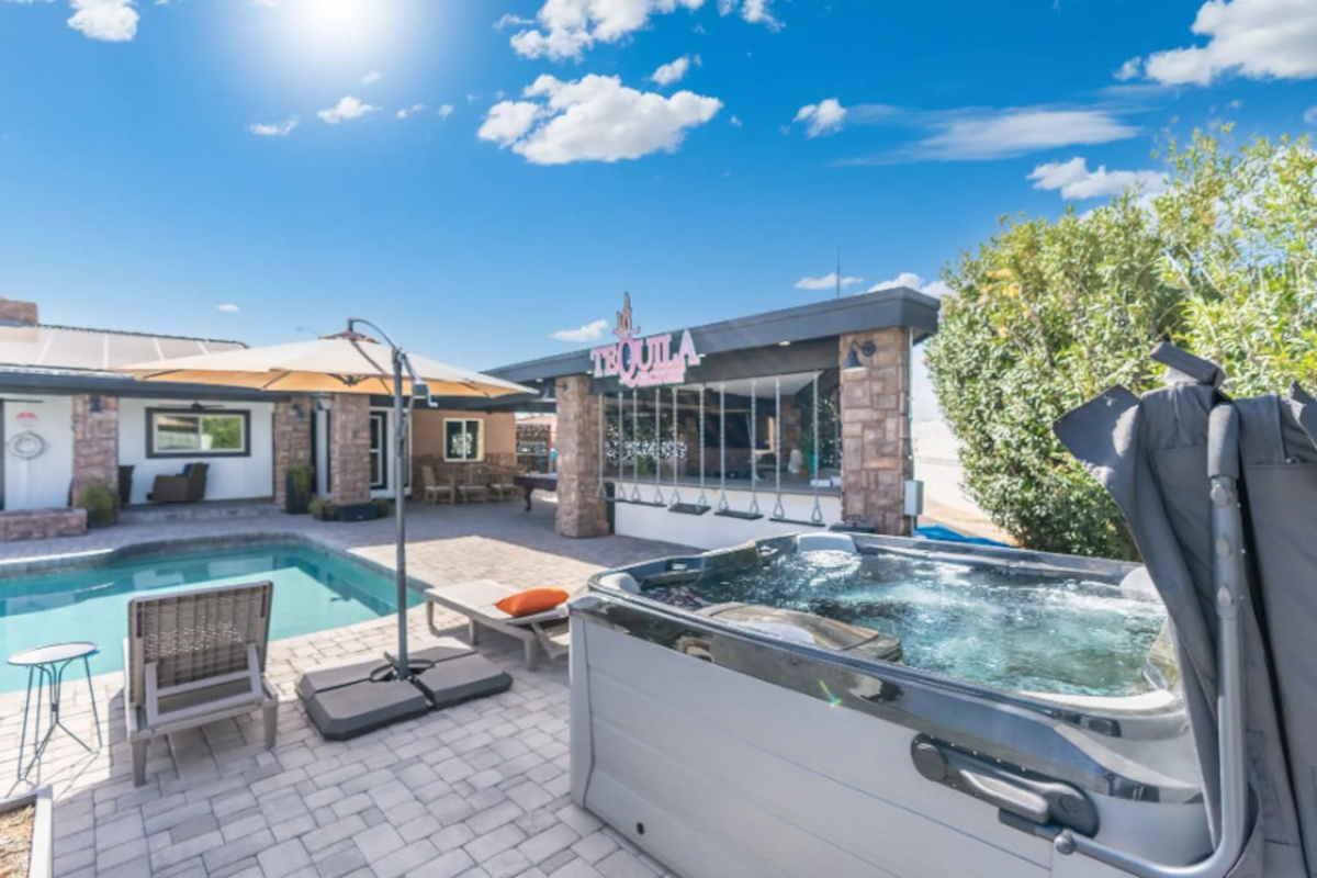 Hot Tub