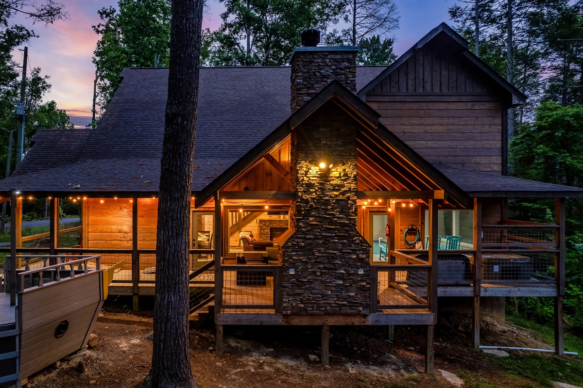 Kick back and relax at Water Bear! Your Smokies getaway.