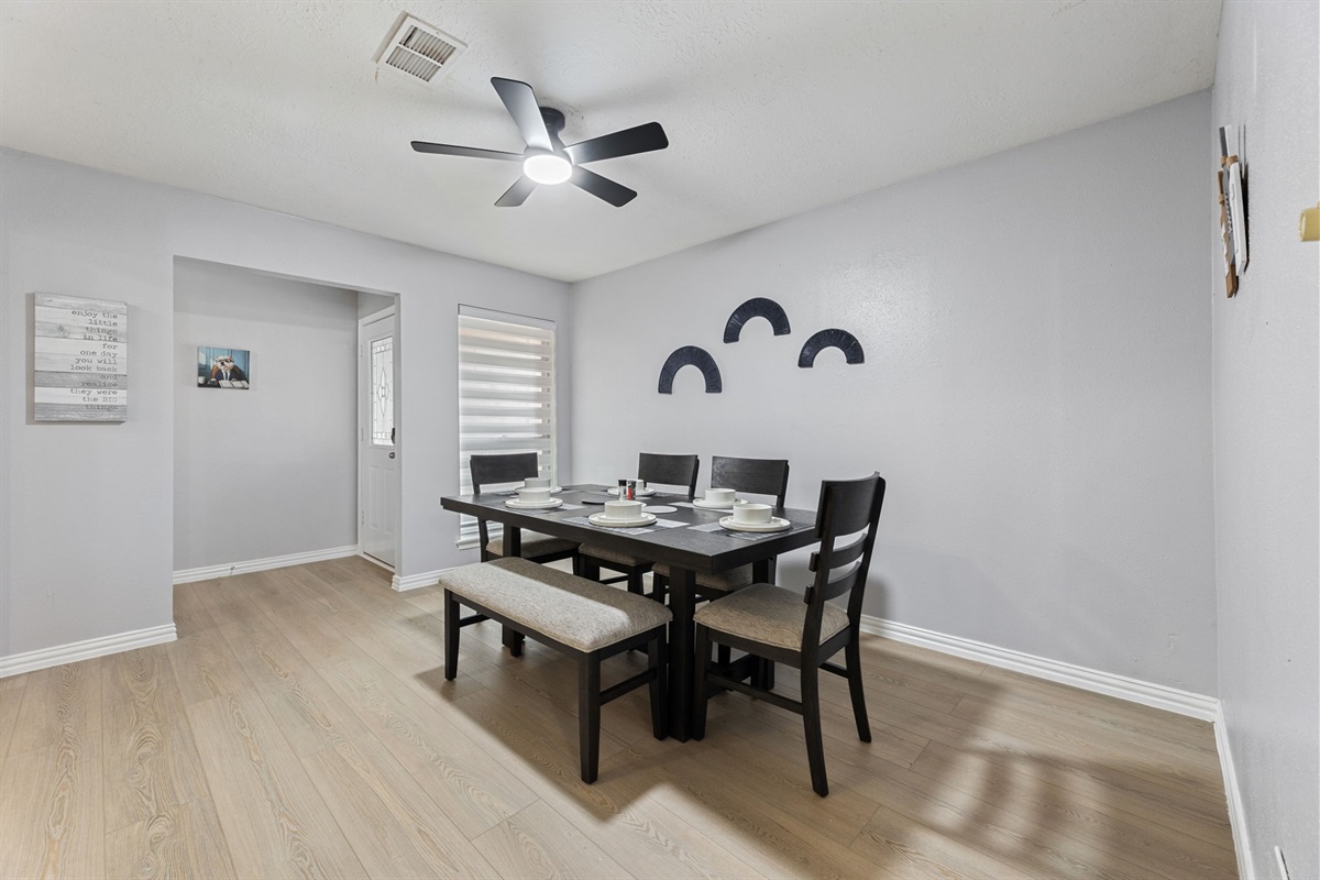 Spacious dining table with bench seating – perfect for family meals, game nights, or group gatherings