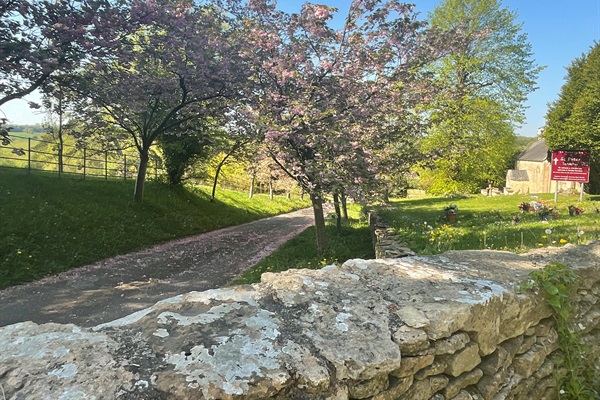 A 5 minute walk takes you into the Cotswold countryside across the Bathurst Estate.