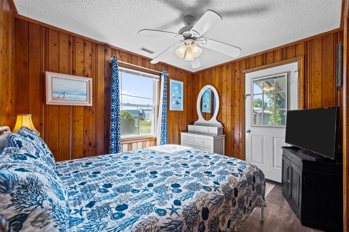 Master bedroom features a Queen-size bed