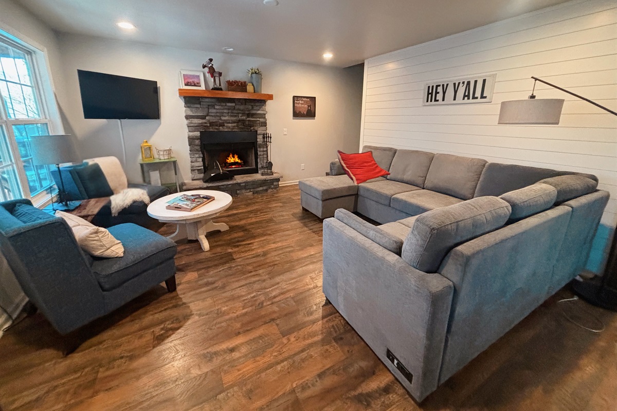 Spacious Living Area with Plenty of Seating.