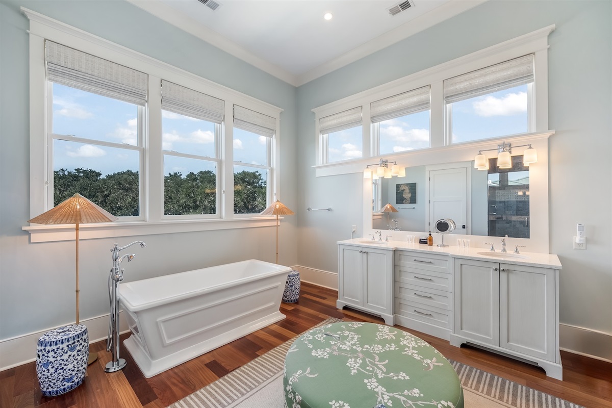 Bathroom 1: Shower + Tub Shore Thing | 4001 Palm Blvd | Isle of Palms, SC | IOP Escapes
