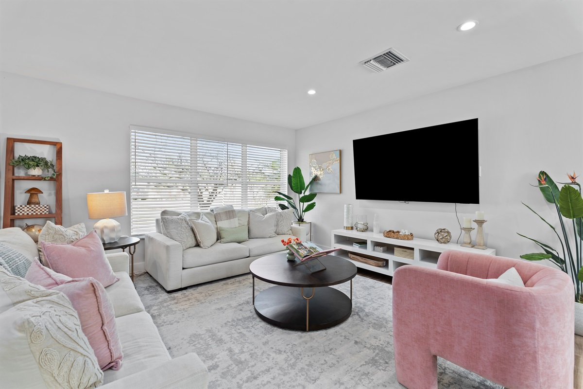 Bright, elegant, and beautifully designed, this stylish living space invites everyone to unwind in comfort after a day of adventure and sunshine.