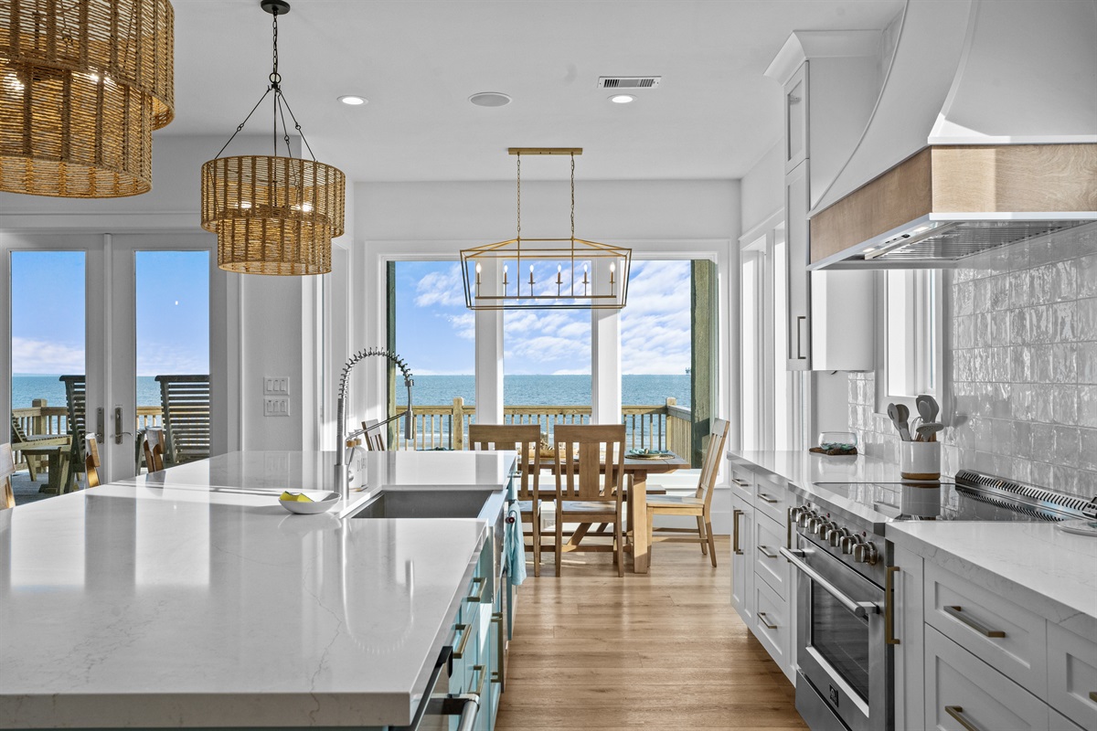 ebf293beee1b486ba0f35d1148a982c3 Large | Beachhouse | Texas | TX | Vacation Homes | Galveston | Crystal Beach | Kokomo | Breezy Days | Beachfront Elegance | Sunrise Serenity | Southern Sands Property Management, LLC