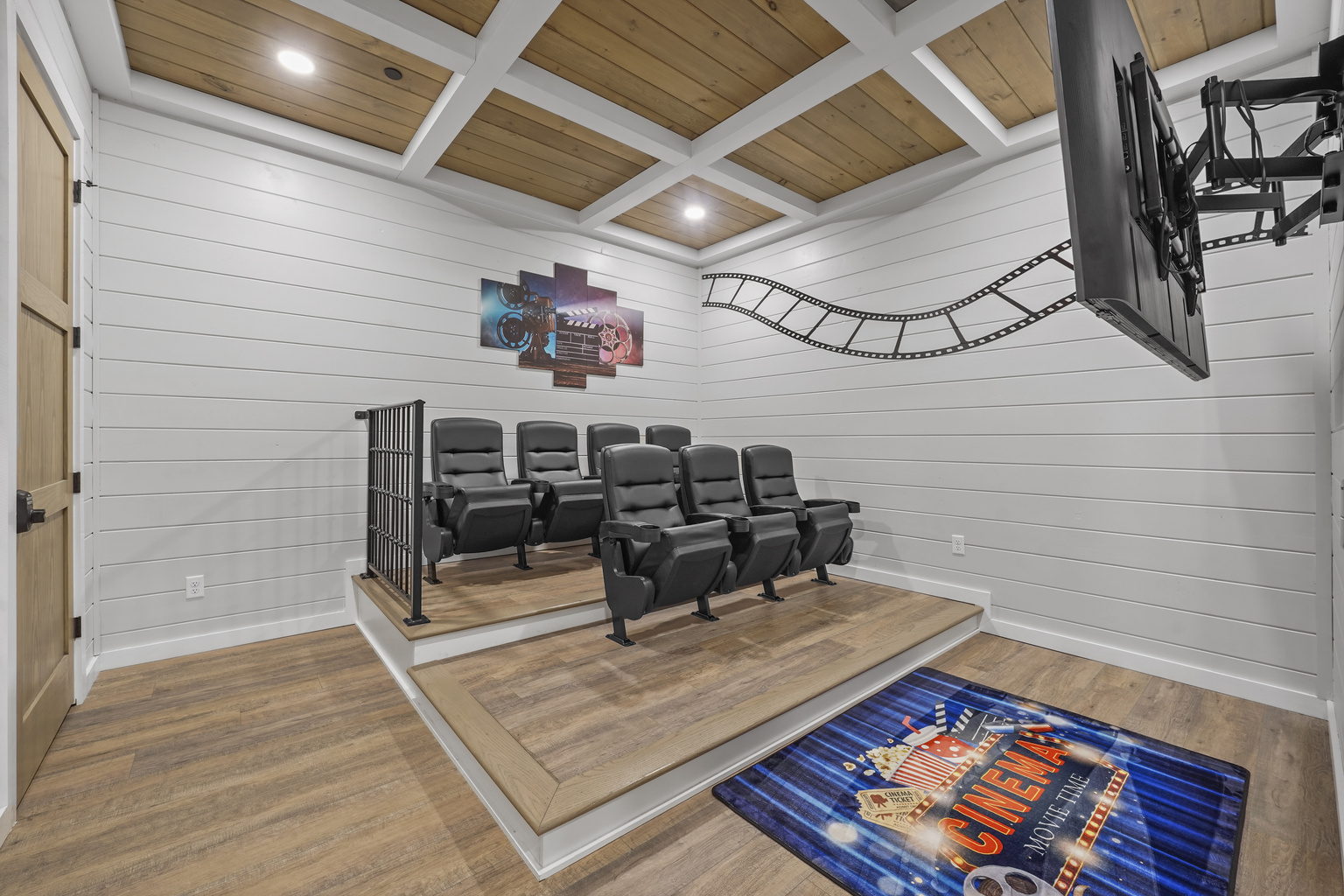 Game room - home theater