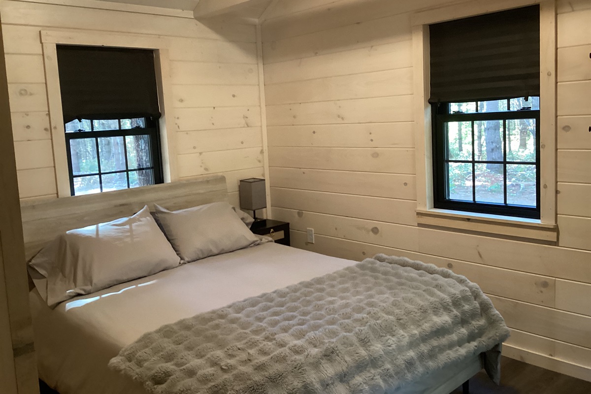 Dickinson Bed and black out blinds