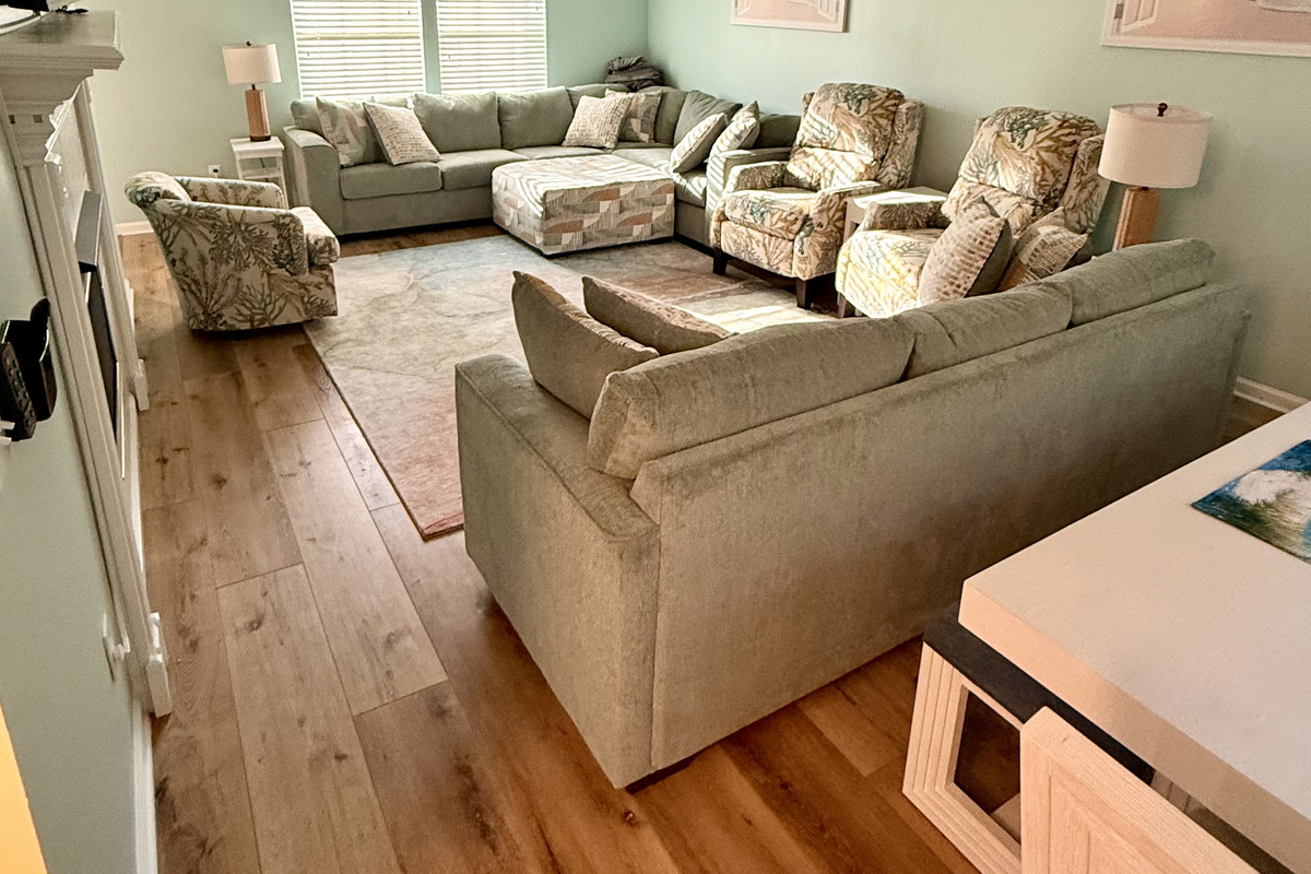 Plenty of seating in our living area