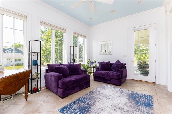 The Irish Grand | 4BR Home | 0.5 Mi to Campus | Sleeps 20, photo 12