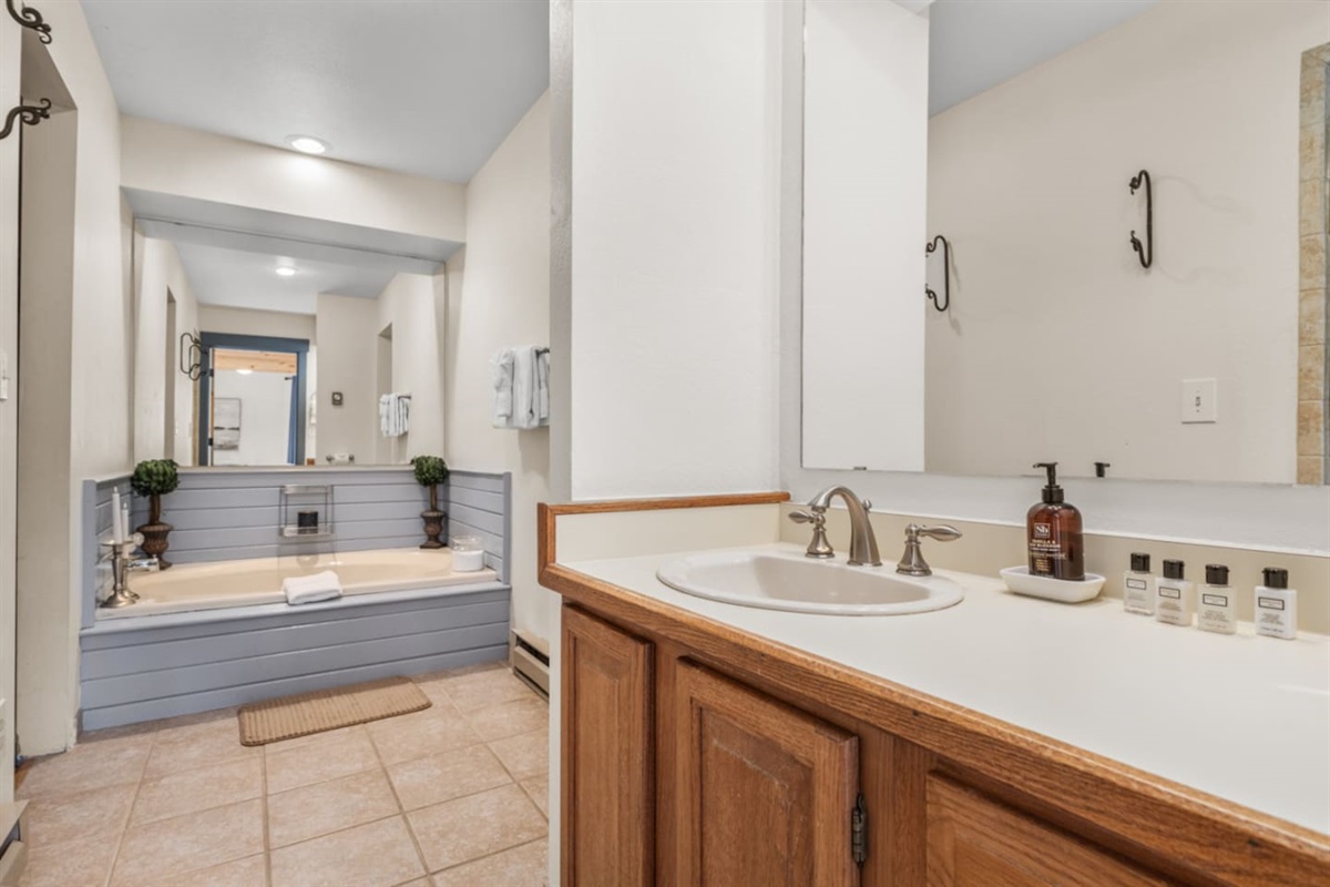  Ensuite Bathroom #3 | Mini Bathroom Tub | 2nd Level