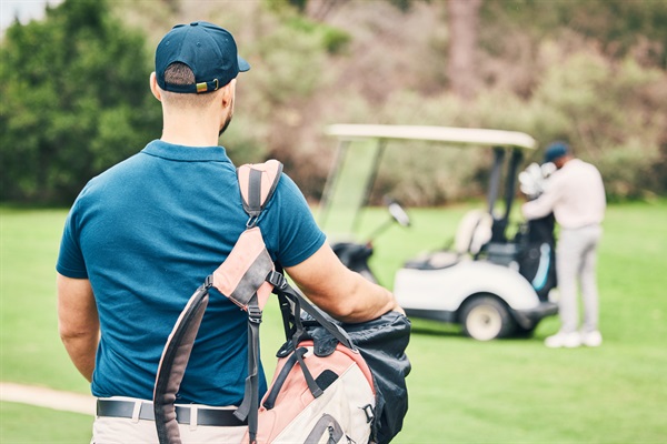 Hit the links at Rolling Hills Golf Course in Russellville! This 6,562-yard, 18-hole public course includes a driving range and putting green. It's the perfect spot for golfers of all levels.