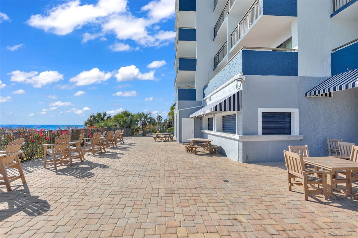 Ocean Front Seating, Tiki Bar (Opens peak season).  Serves food and alcoholic beverages.