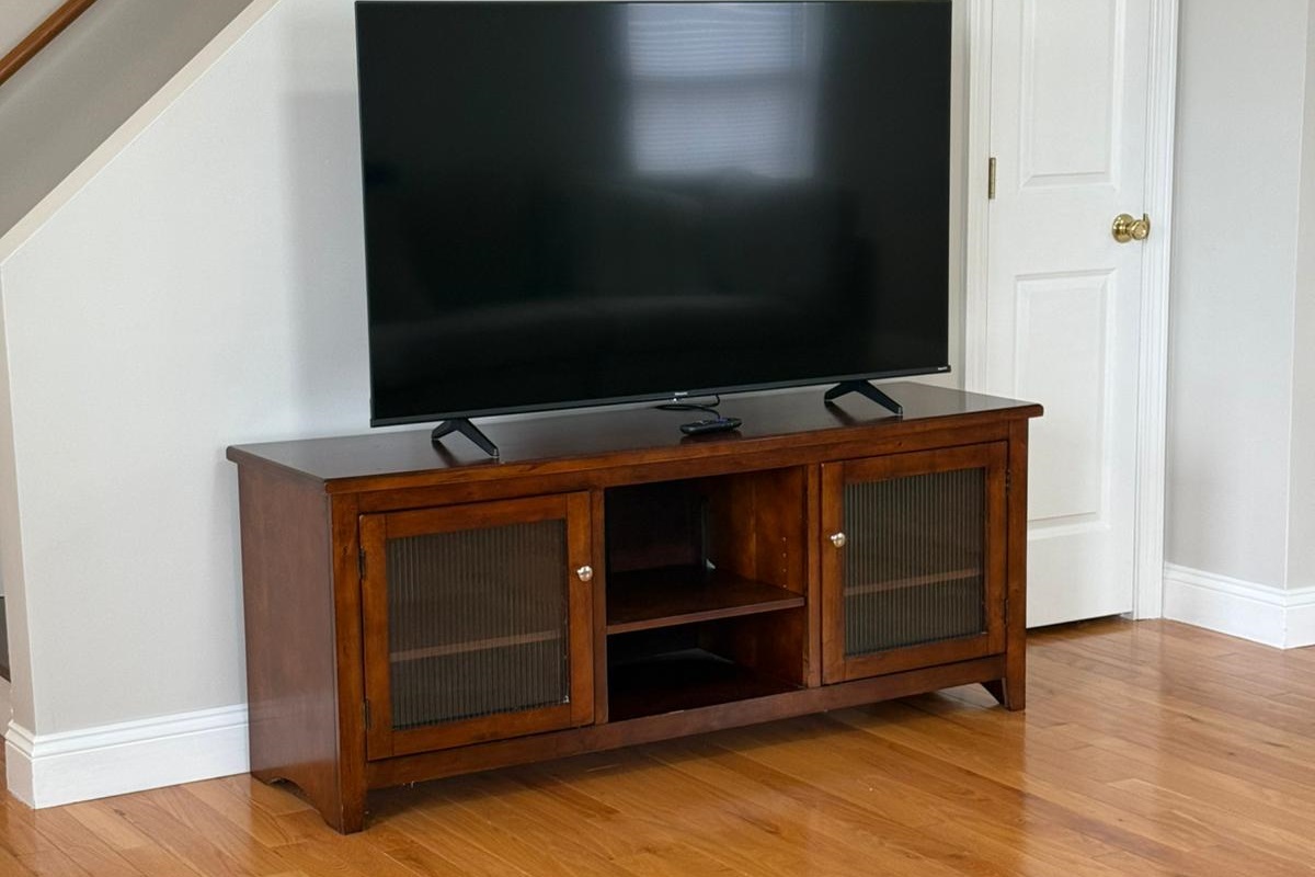 60'' TV