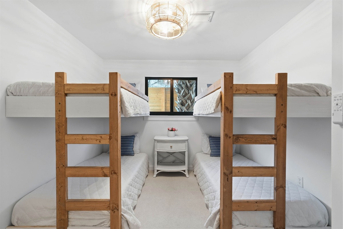 Small Serenity 2's Guest Bedroom: Two Custom Twin Bunk Beds, Smart TV, Closet, Private Bathroom with Shower/Tub combo (sleeps 4)