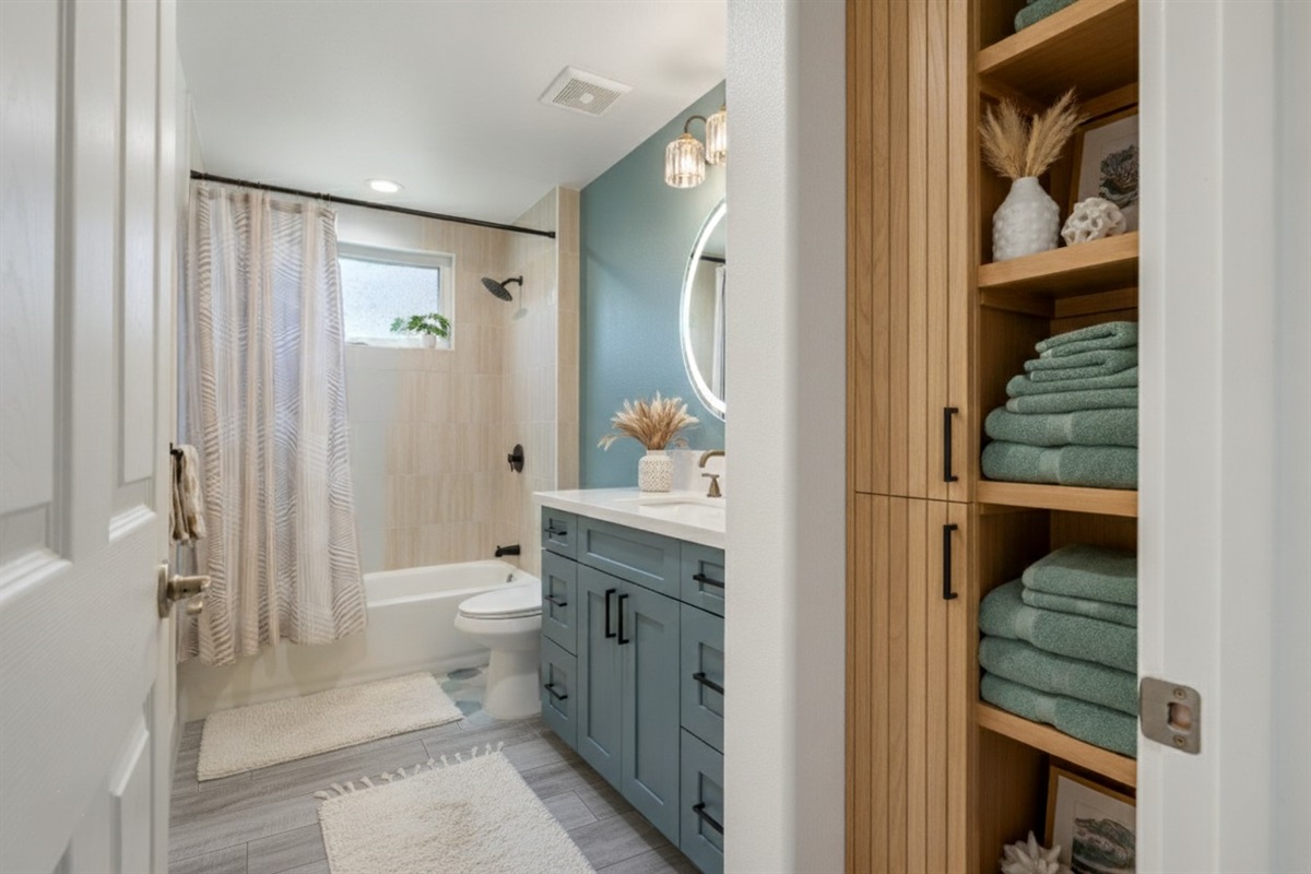 Full Bathroom 2 | Unit Interior Finishes & Decor May Vary