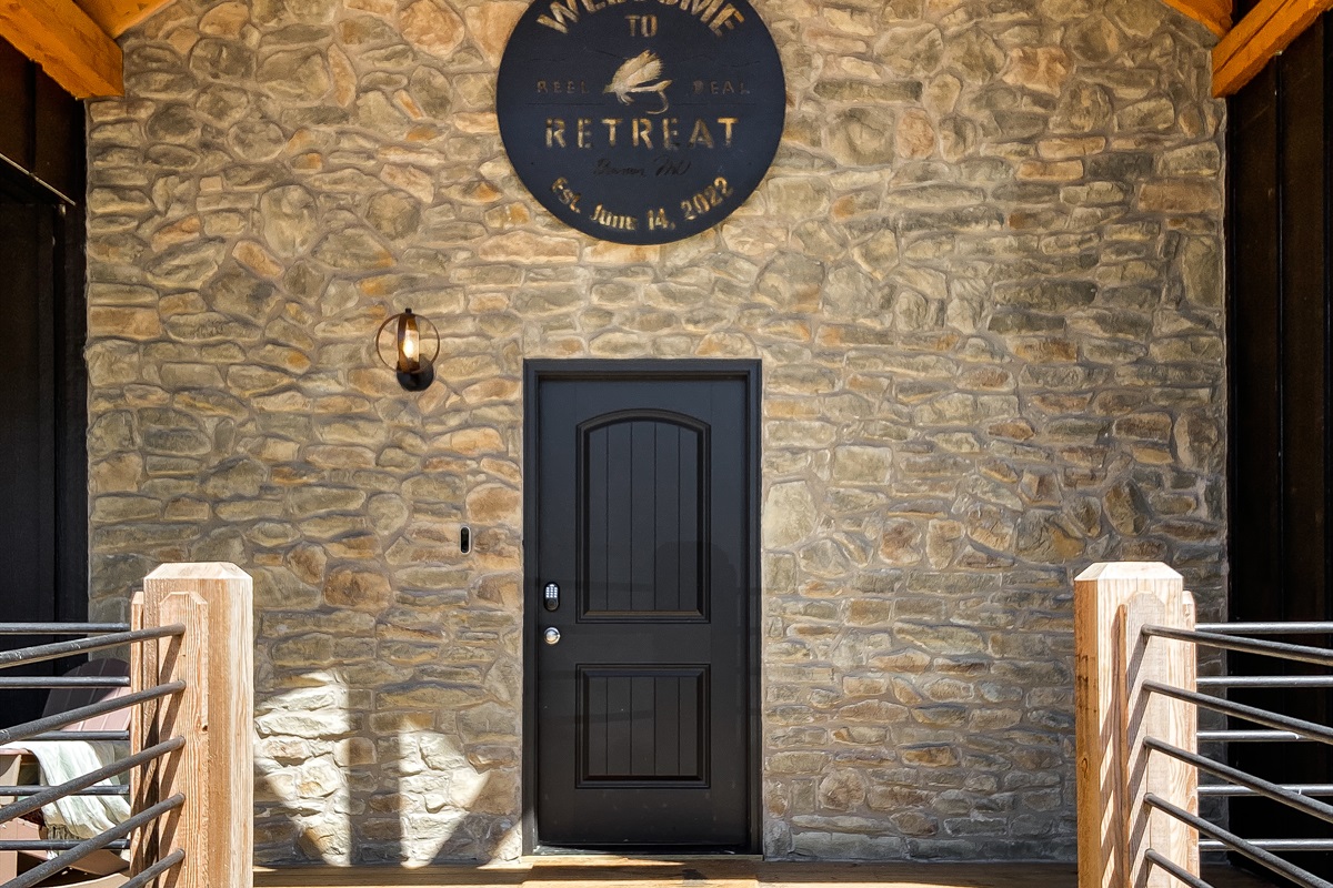 Welcome to Reel Deal Retreat