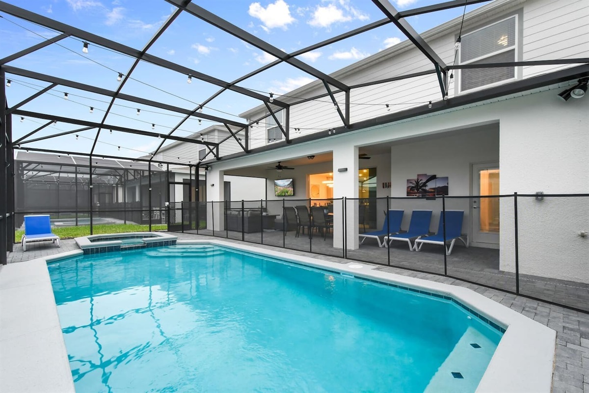 Incredibly large pool!