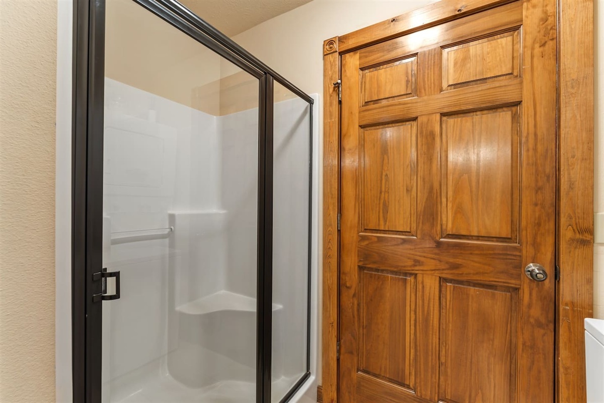 No sharing bathrooms with the whole family. Each of our 4 king suites includes its own full ensuite with a separate shower and garden tub.