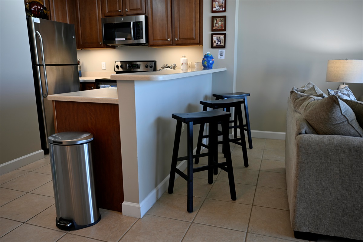 Bar Sitting Area (3) Stools