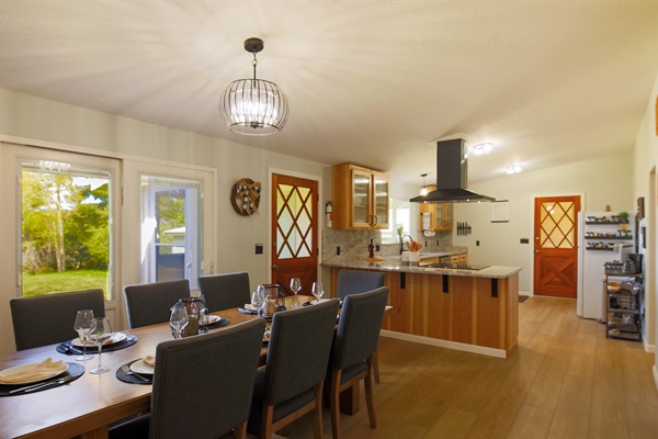 Dining Room Facing Kitchen