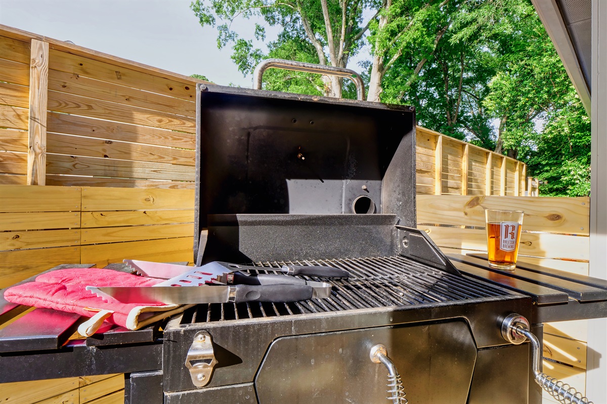 No need to step outside the cottage when you can entertain your guests with a backyard barbecue.