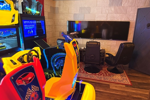 Xbox And PS4 Video Consoles With TVs