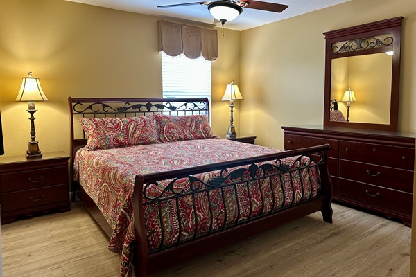 Upstairs King Bedroom