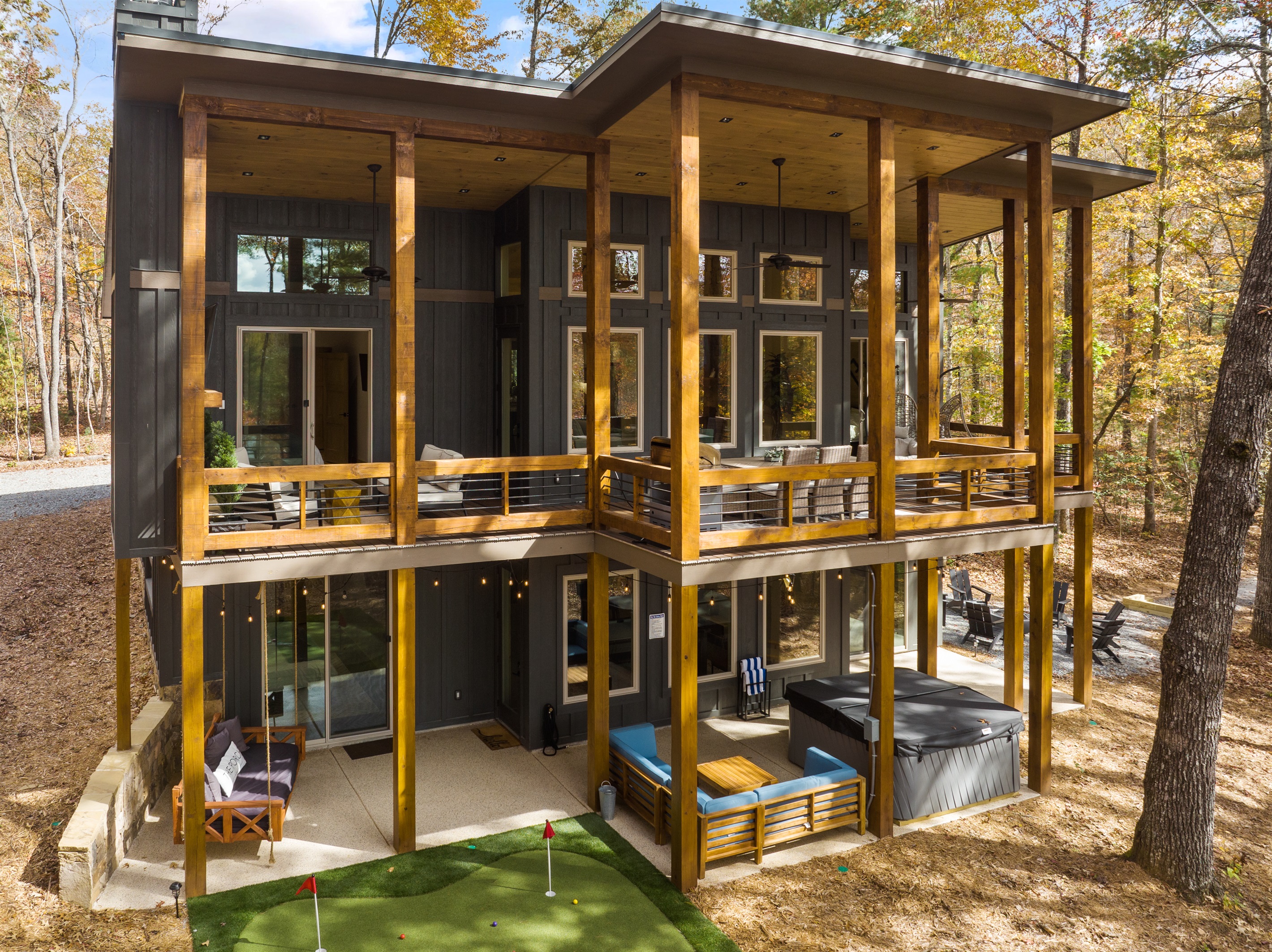 1,000 sq ft of outdoor entertaining space