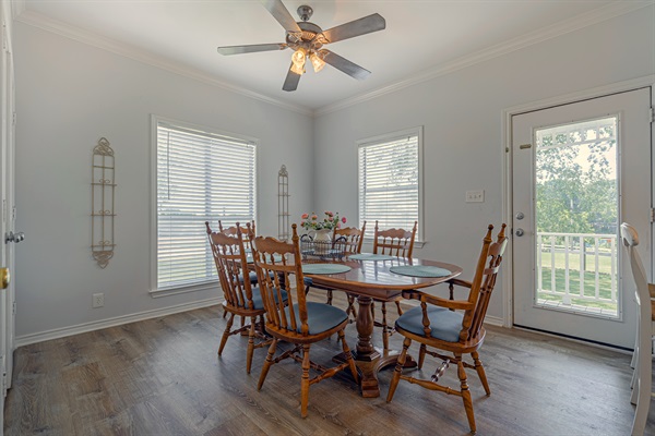 Farmhouse dining - seating for 6 at the table and 2 at the bar