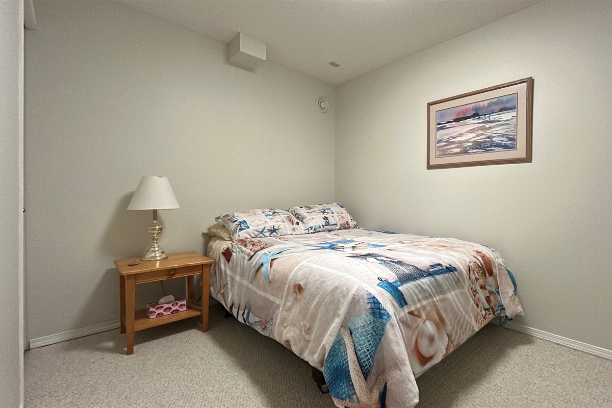 3rd bedroom - no window