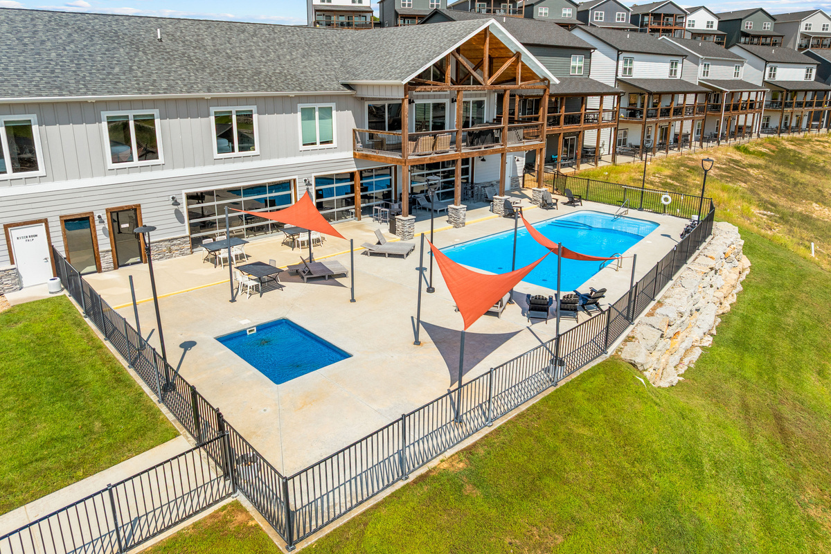 Outdoor Pool & Baby Pool