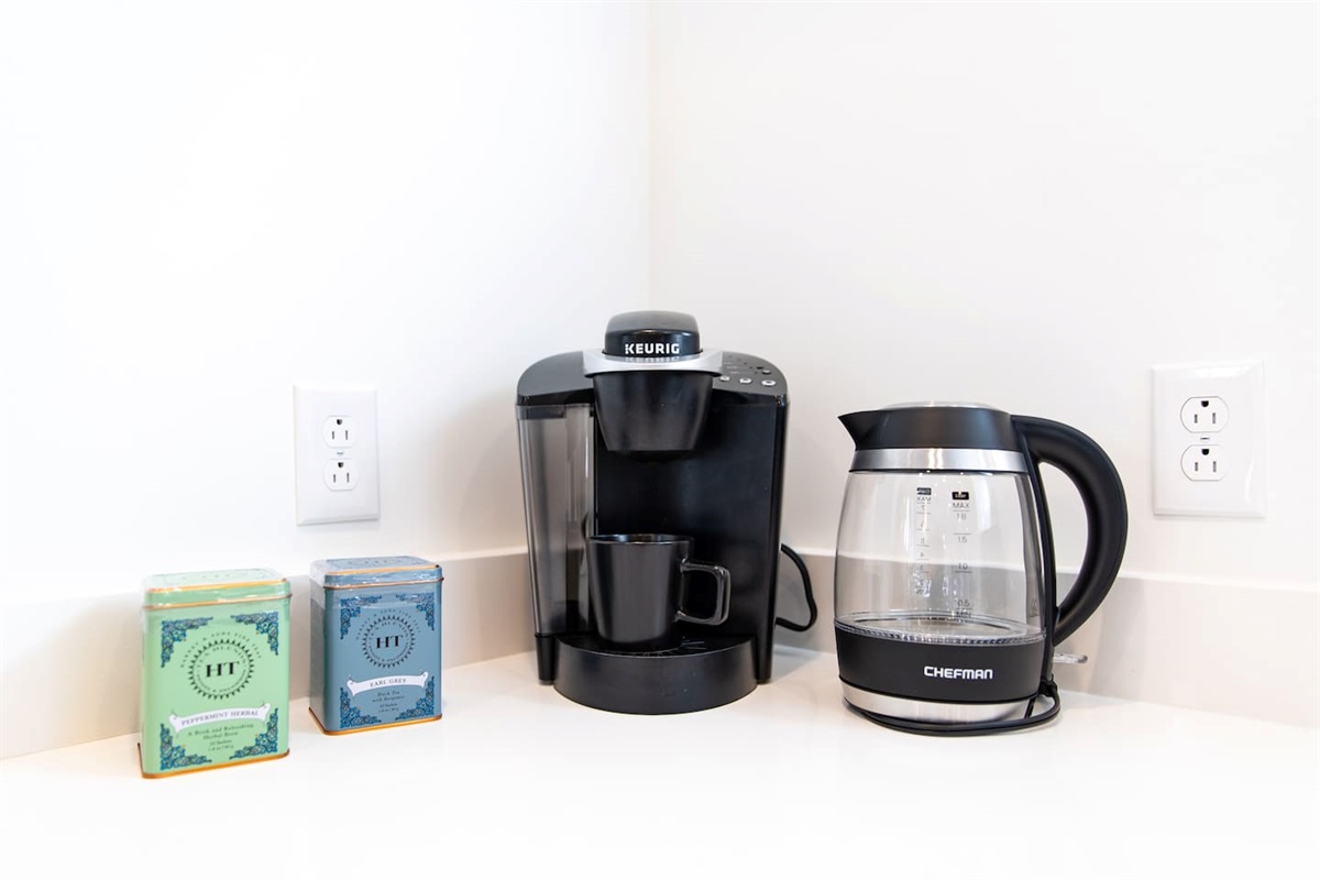 Coffee Maker with Tea's