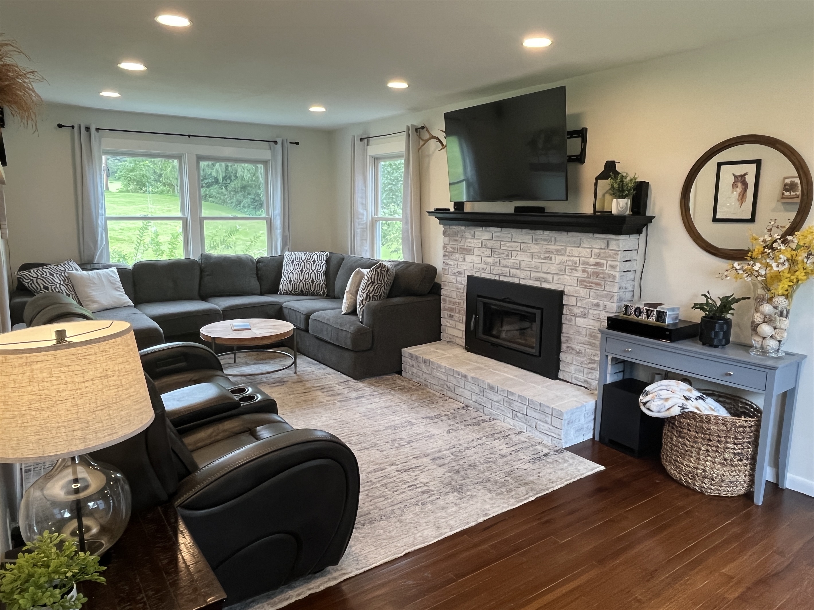 Bright and cozy living room