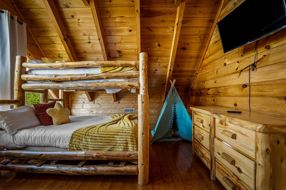 Bunk room on the 4th level