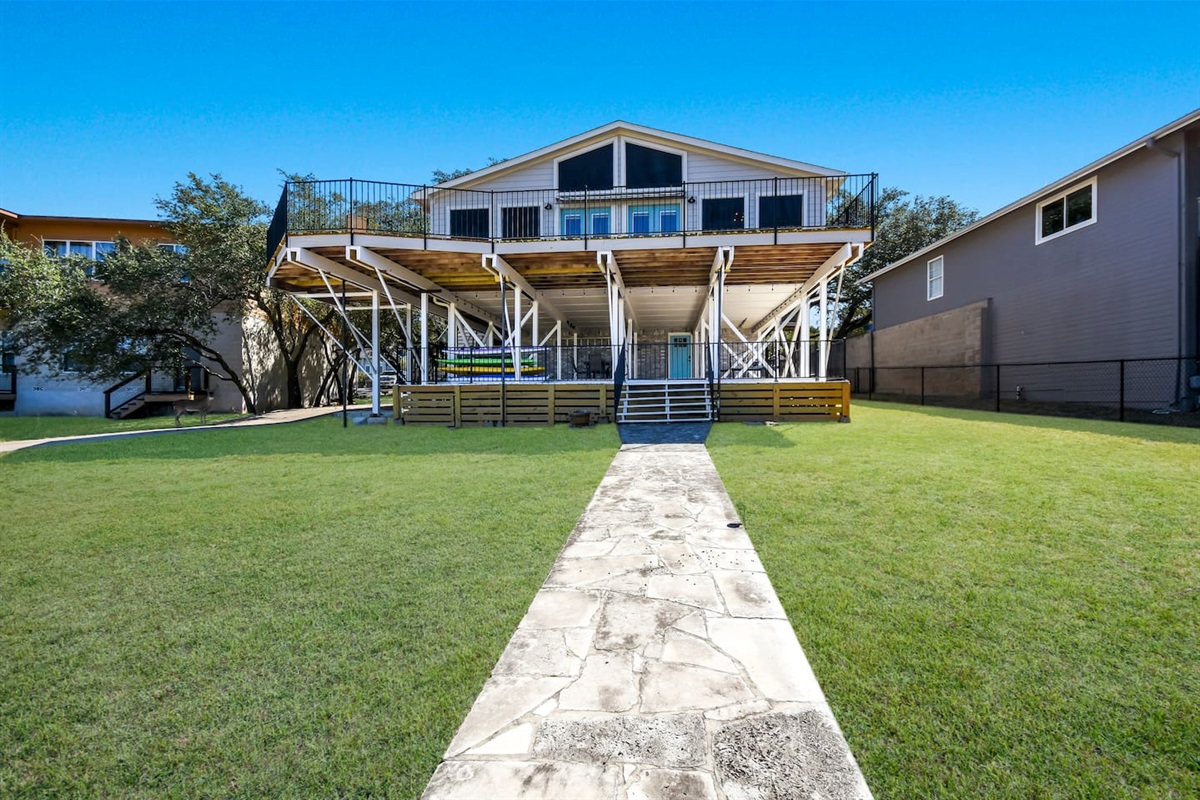 Large Backyard & Multiple Decks